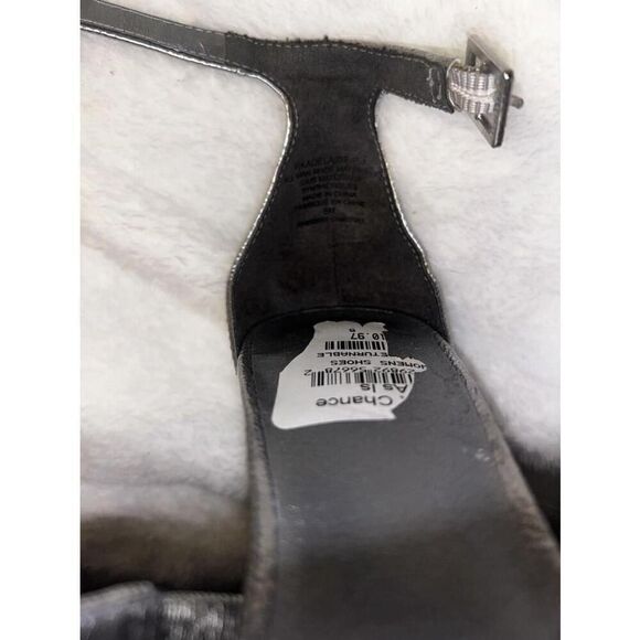 BP Platform Silver Heels. Size 5 M - Picture 6 of 7